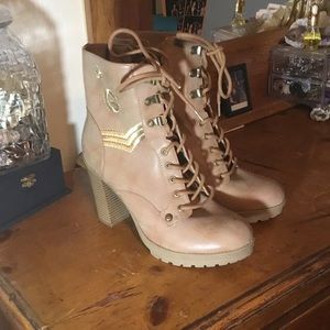 Guess Heeled Boots👢